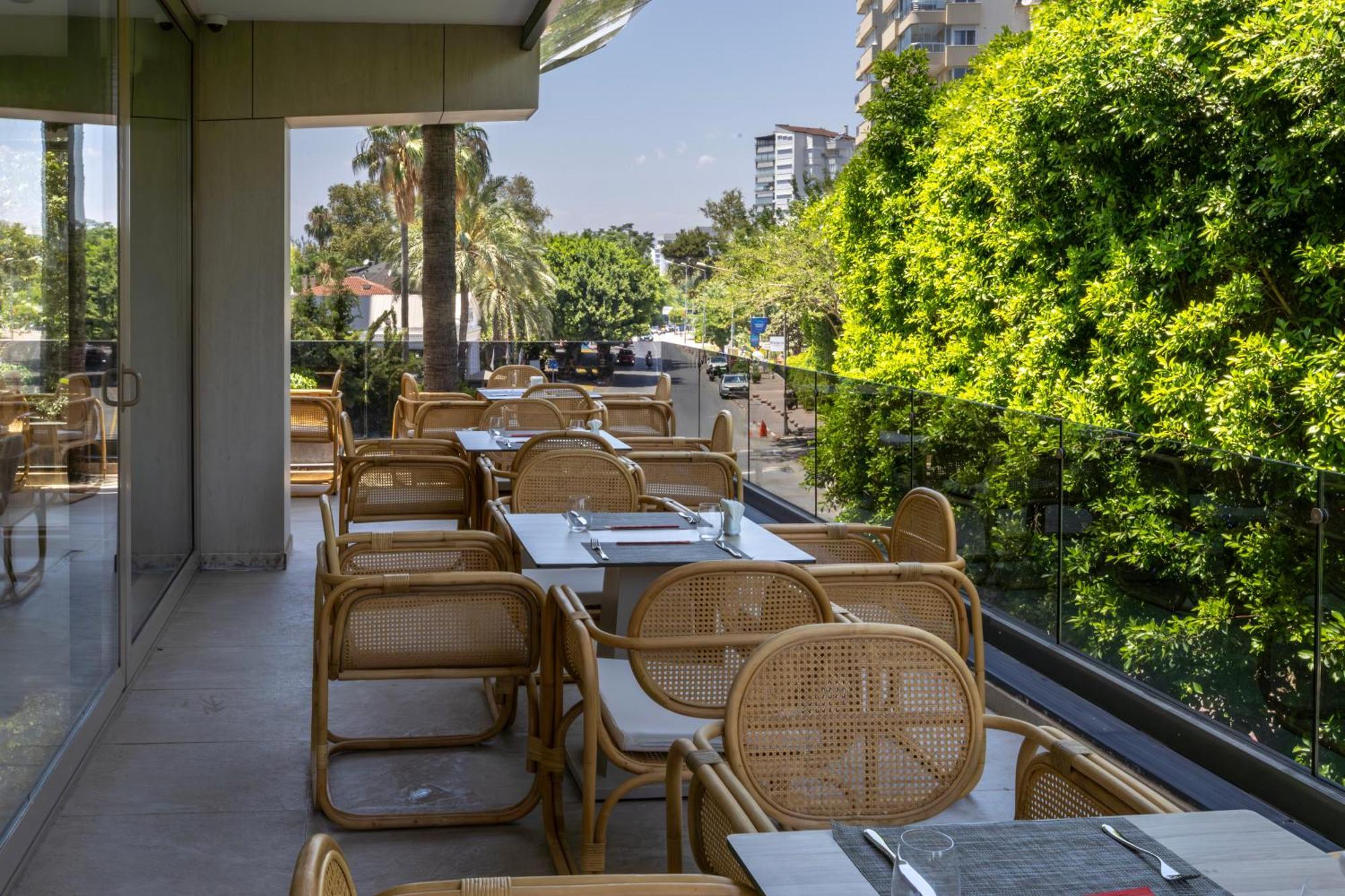 Delta Hotels By Marriott Antalya Lara - Adult Only Kültér fotó