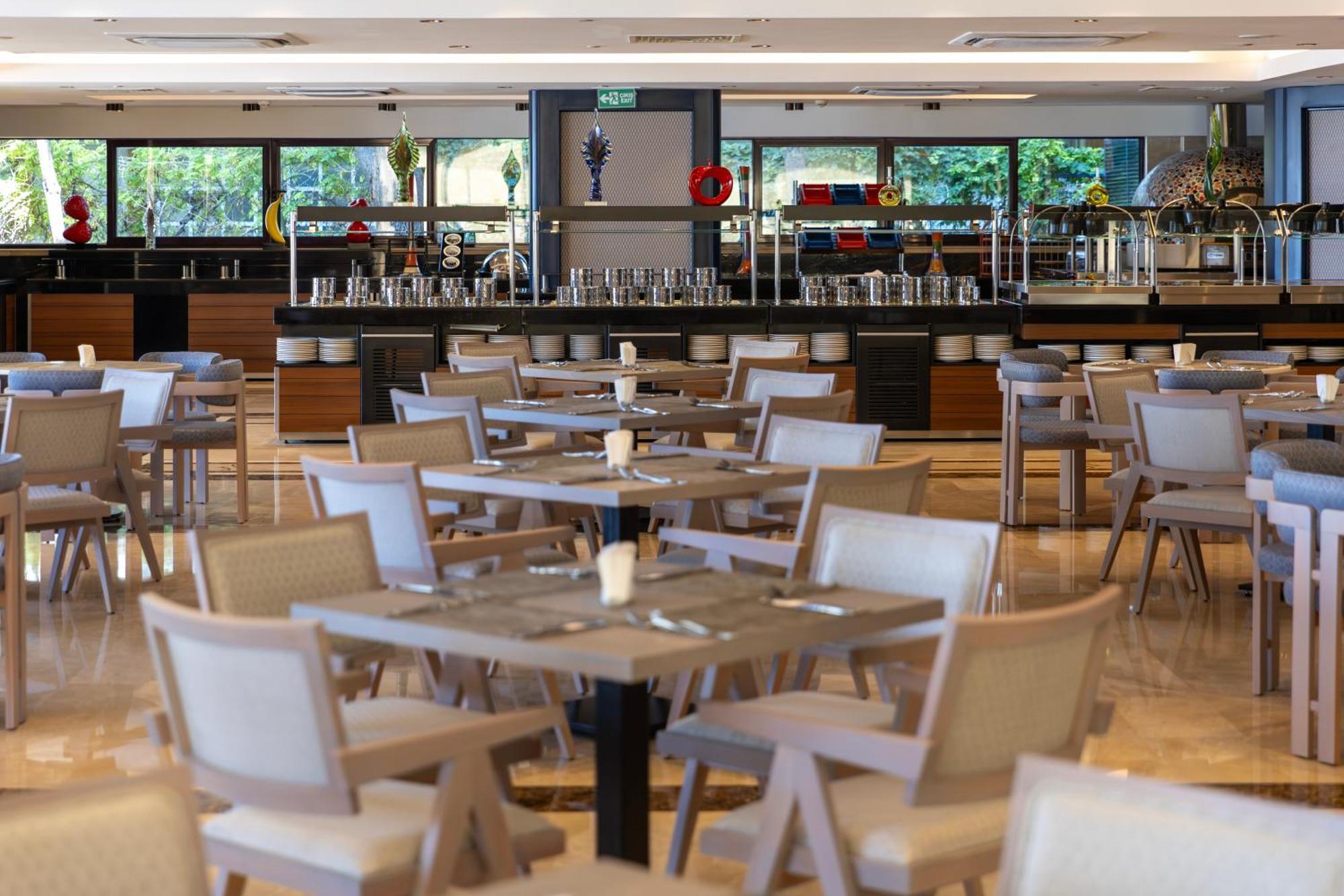 Delta Hotels By Marriott Antalya Lara - Adult Only Kültér fotó
